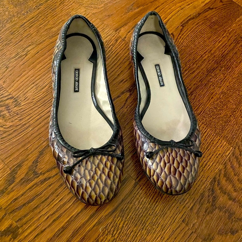 Giorgio Armani wome’s ballerina flats